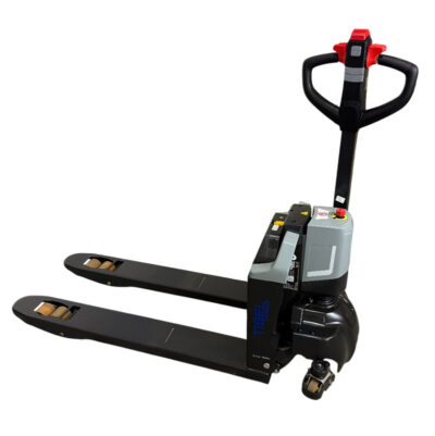 Купить электротележку эконом класса г/п 1500 кг в Москве по цене дилера в России. Покупка самоходной тележки Tisel ETE15NB с быстро съемным и быстро заряжающимся Li-Ion аккумулятором даст максимальную отдачу при минимальном бюджете