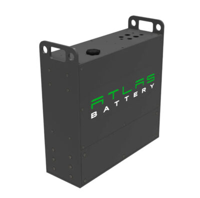 Купить Atlas Battery BOX.983.AB - тяговая Li-Ion батарея российского производителя для электропогрузчика Linde E12 и иных брендов на 25,6В/460Ачас, габариты 827х327х627мм, вес 470кг. Время зарядки 1.5-2 часа, диапазон эксплуатационных температур от -30°C до +50°C.